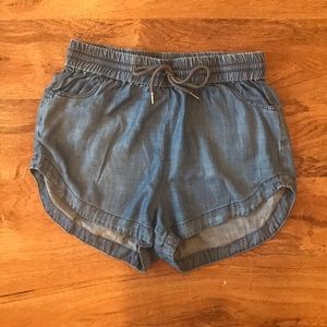 Gianni Bini Size Medium Drawstring Denim Shorts
